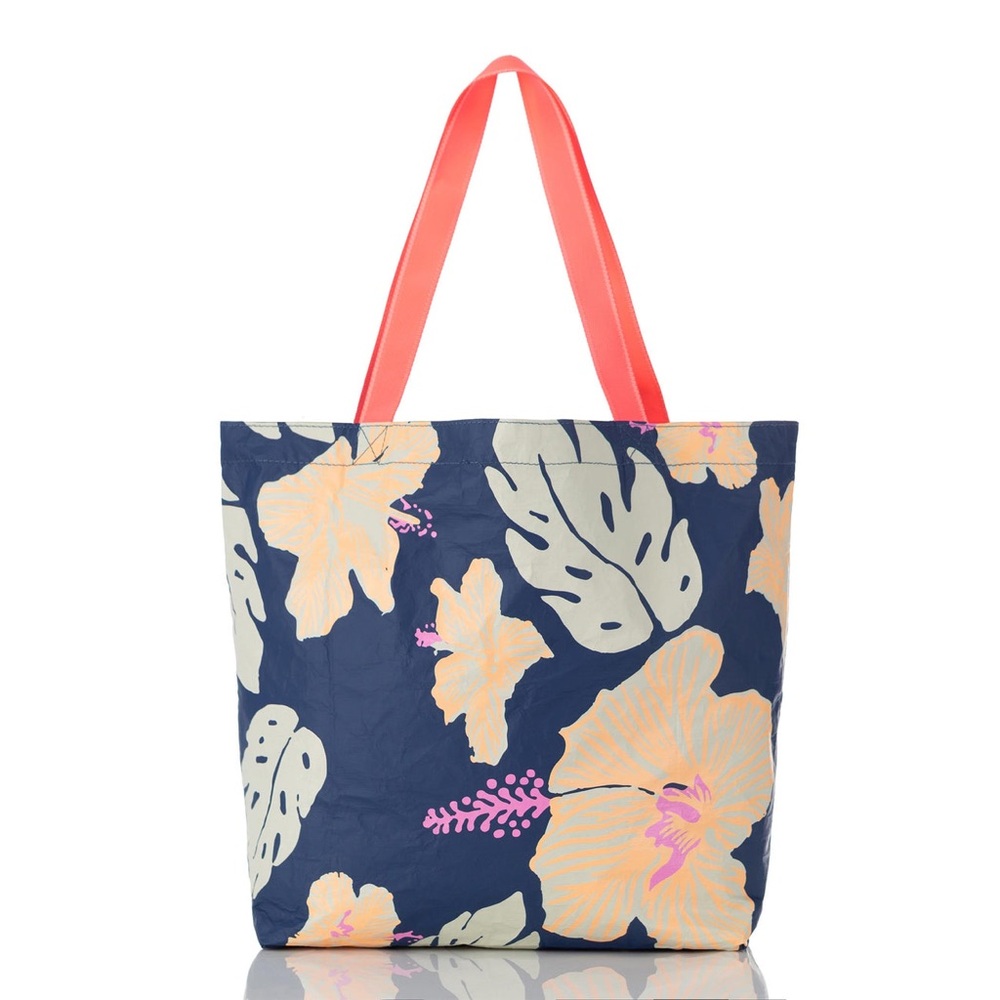aloha papeete rvs tote + cutie pouch